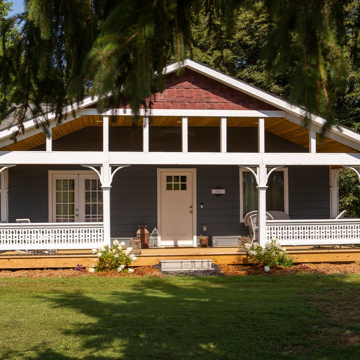 River Run Cottage - Third Hill Winery at DeMello Vineyards